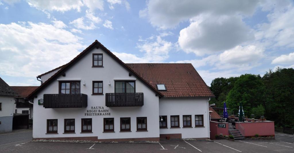 Landgasthof Lang Zum Adler Oberkalbach Eksteriør billede
